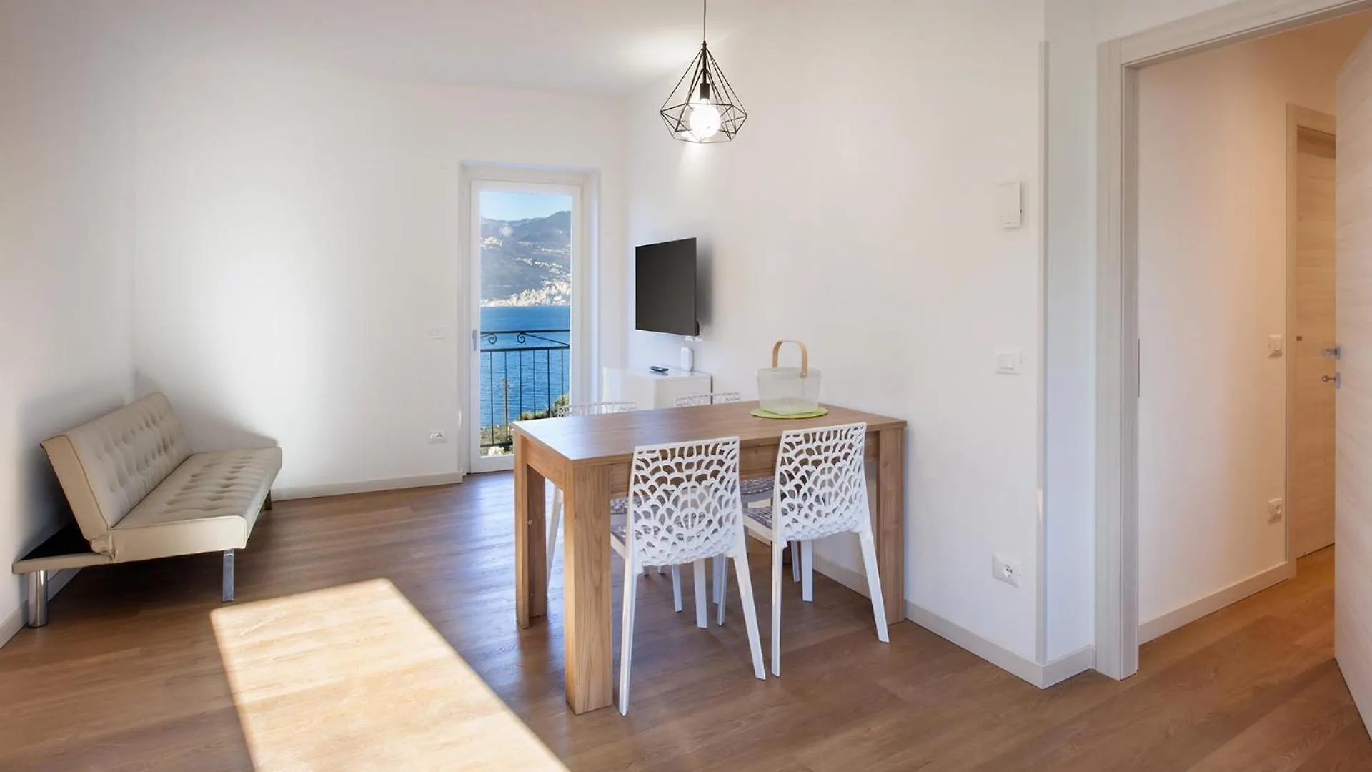 Casa Sofia-Vista Lago Torri Del Benaco İtalya